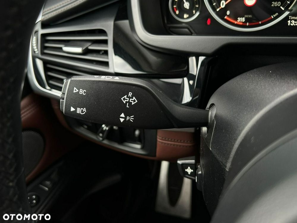 BMW X6M - 33