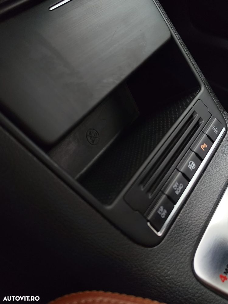 Volkswagen Tiguan - 10