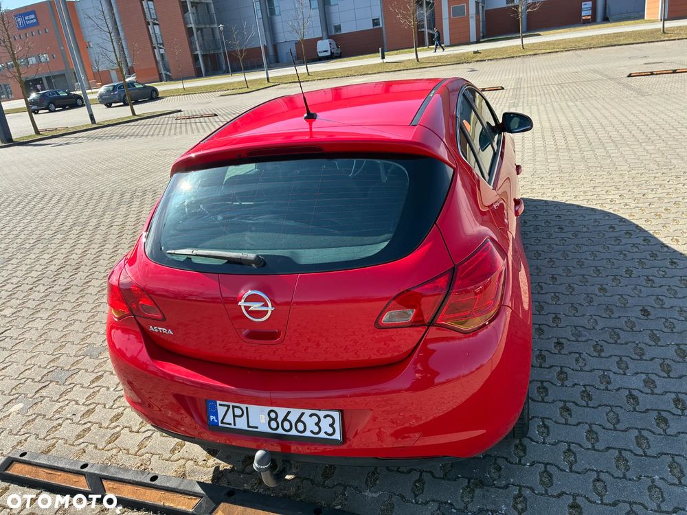 Opel Astra 1.6 - 16
