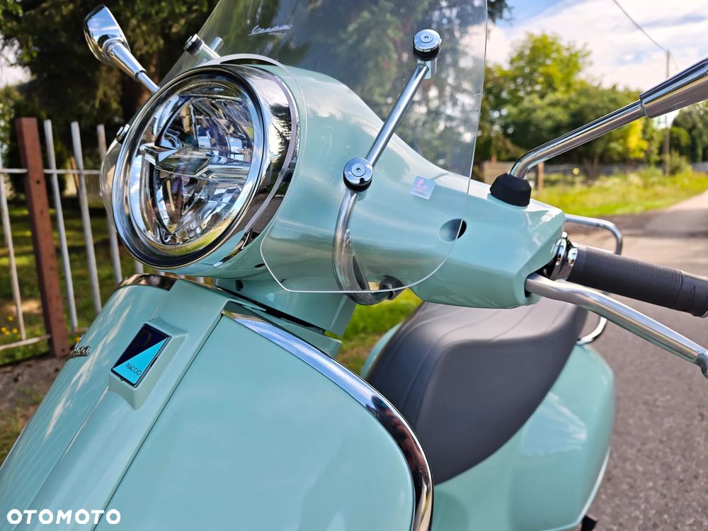 Piaggio Vespa - 11