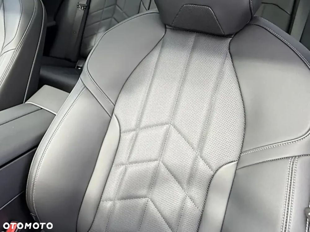 BMW Seria 5 550e xDrive PHEV - 4
