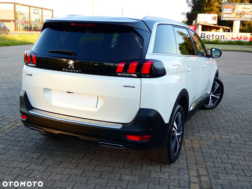 Peugeot 5008 - 10