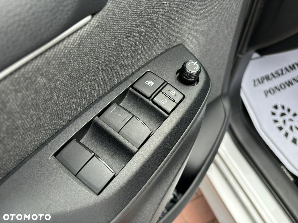 Toyota Yaris - 15