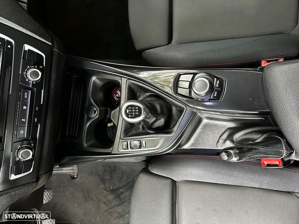 BMW 218 d Coupe Line Sport - 12