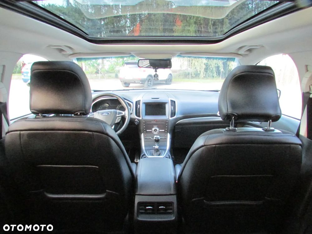 Ford Edge 2.0 TDCi 4x4 ST-LINE - 9