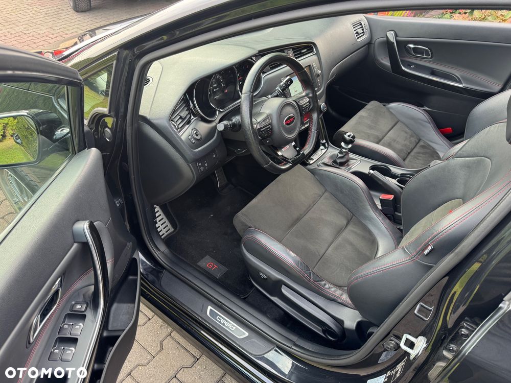 Kia Ceed 1.6 T-GDI GT-Track - 15