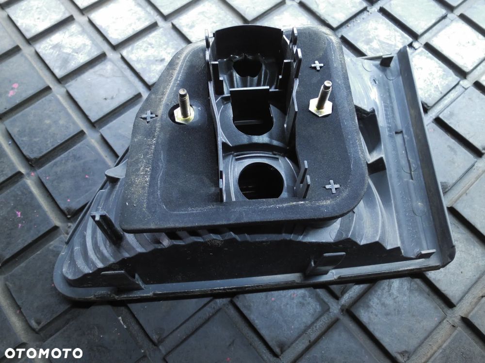 FIAT STILO SW KOMBI LAMPA TYŁ LEWA W KLAPE 1717943 - 2