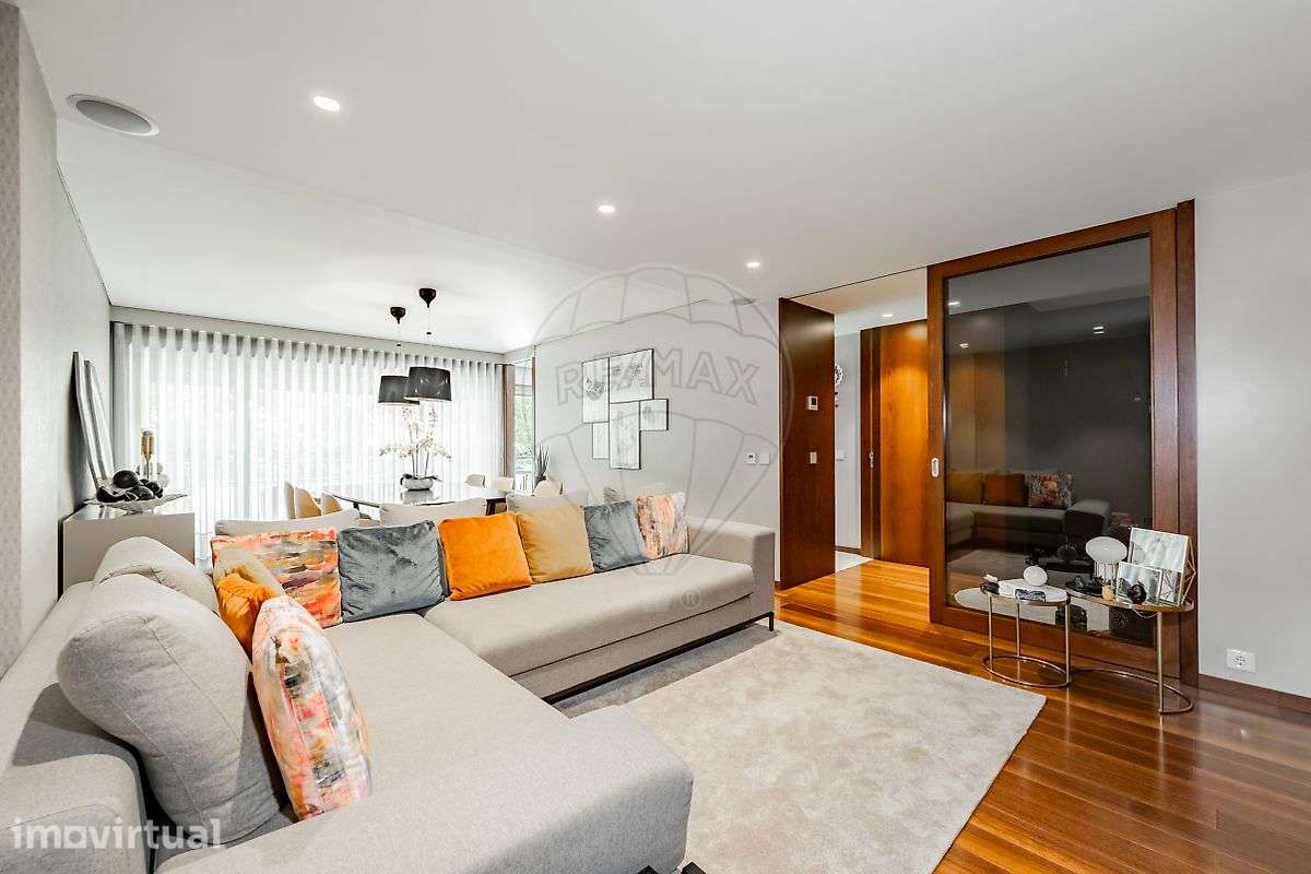 Apartamento T3 para venda no Edifício Sá Taqueiro | Quinta da Tojeira - Grande imagem: 3/34