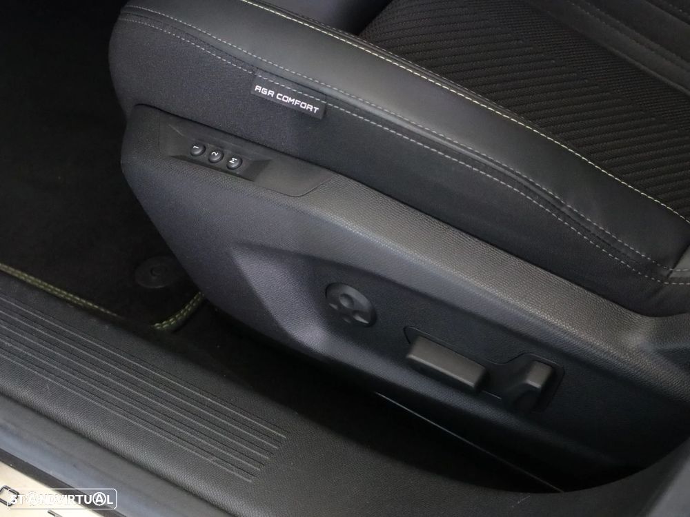 Peugeot 308 1.2 PureTech GT Pack EAT8 - 23