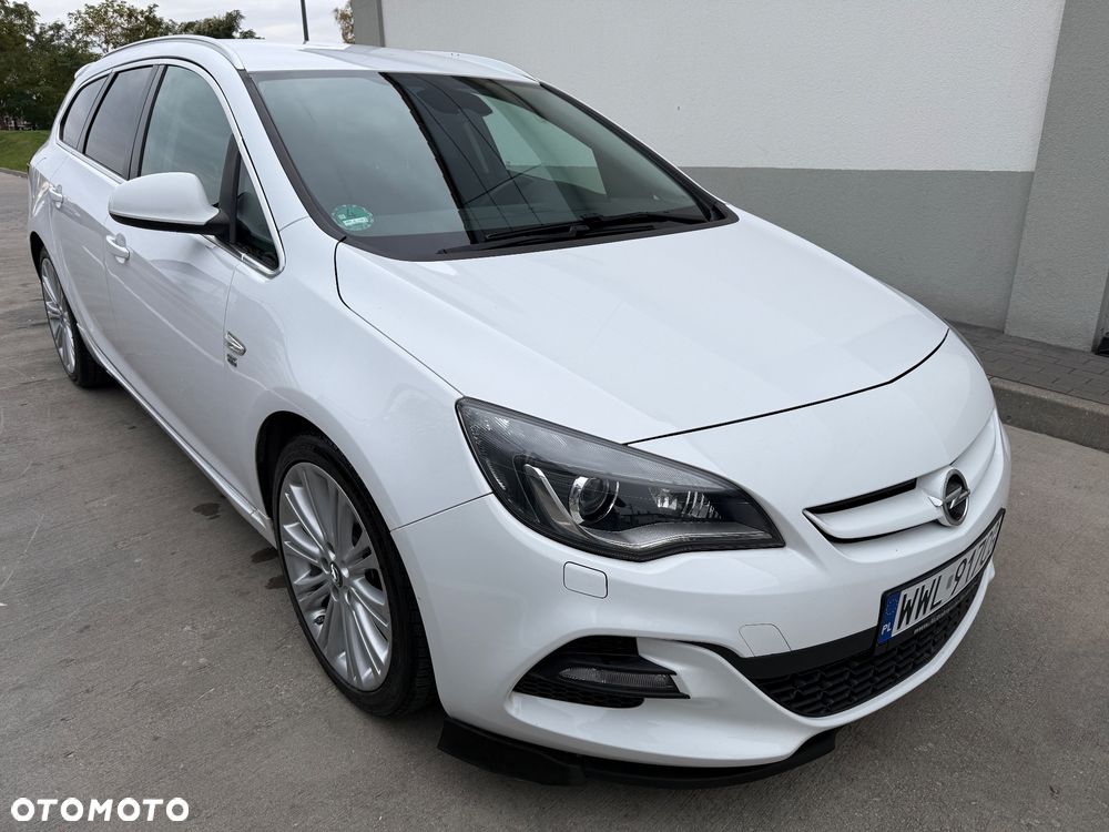 Opel Astra 2015 photo 2