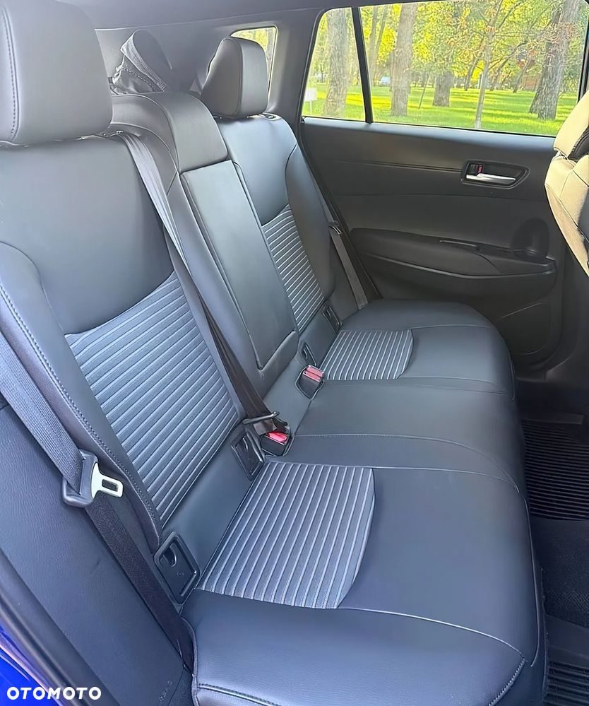 Toyota Corolla Cross - 11