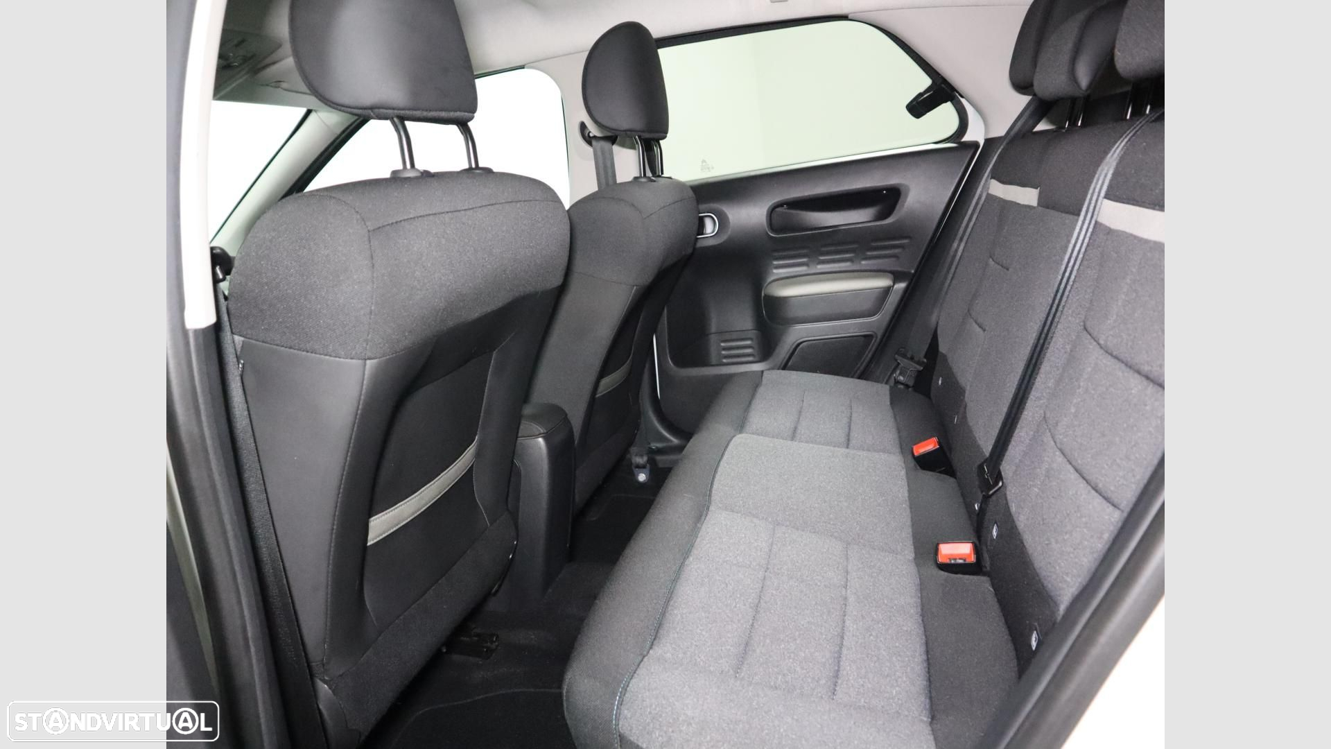 Citroën C4 Cactus 1.2 PureTech Shine Pack - 3