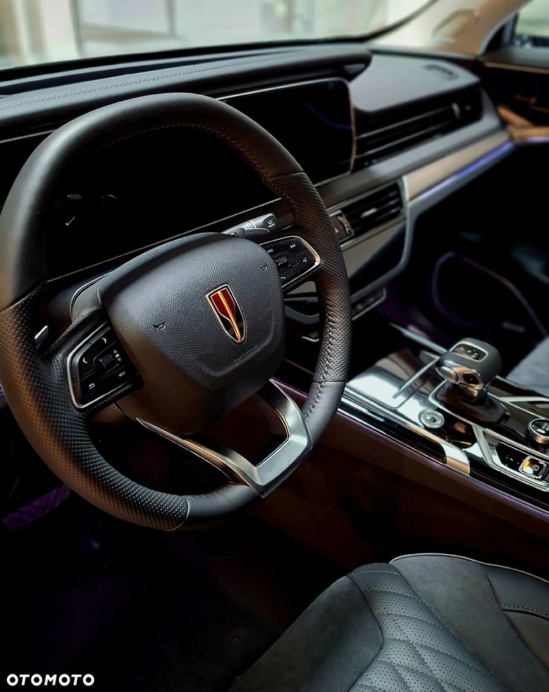 Hongqi HS5 2.0T AWD - 16