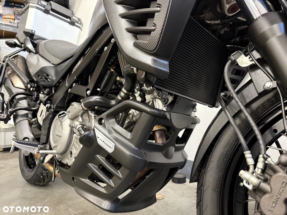 Suzuki V-STROM - 15