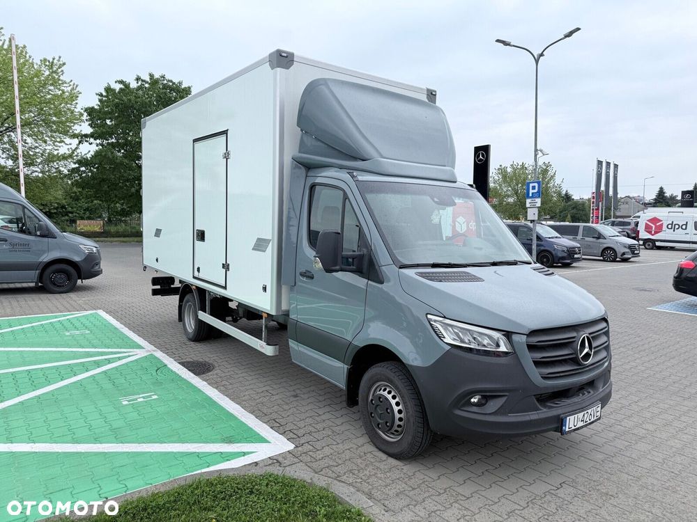 Mercedes-Benz Sprinter 519 CDI OM654 - 9