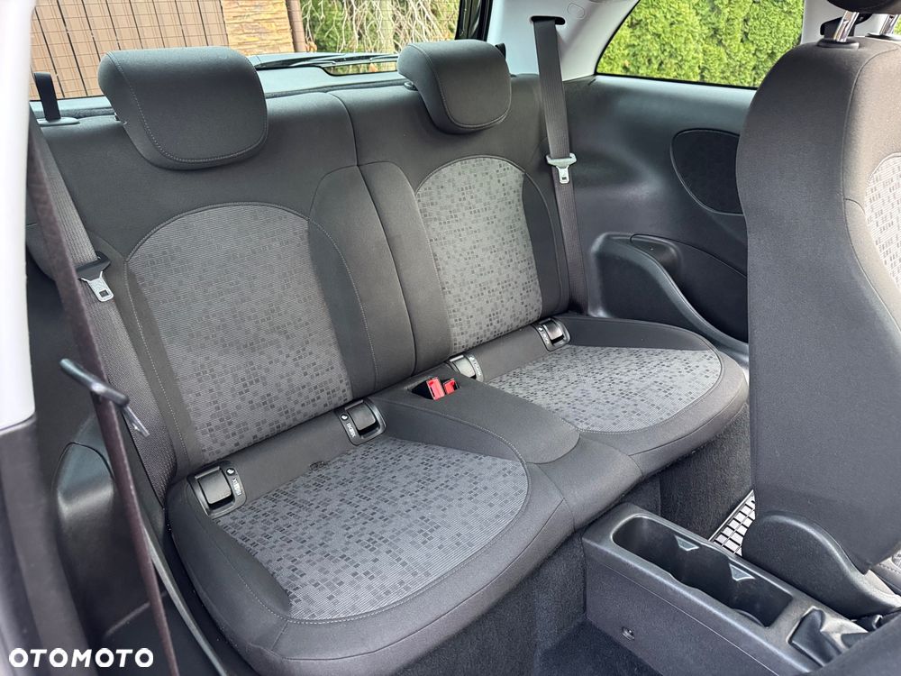 Opel Adam 1.2 Black Link - 18