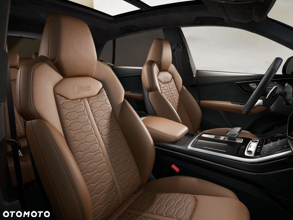 Audi RS Q8 - 10