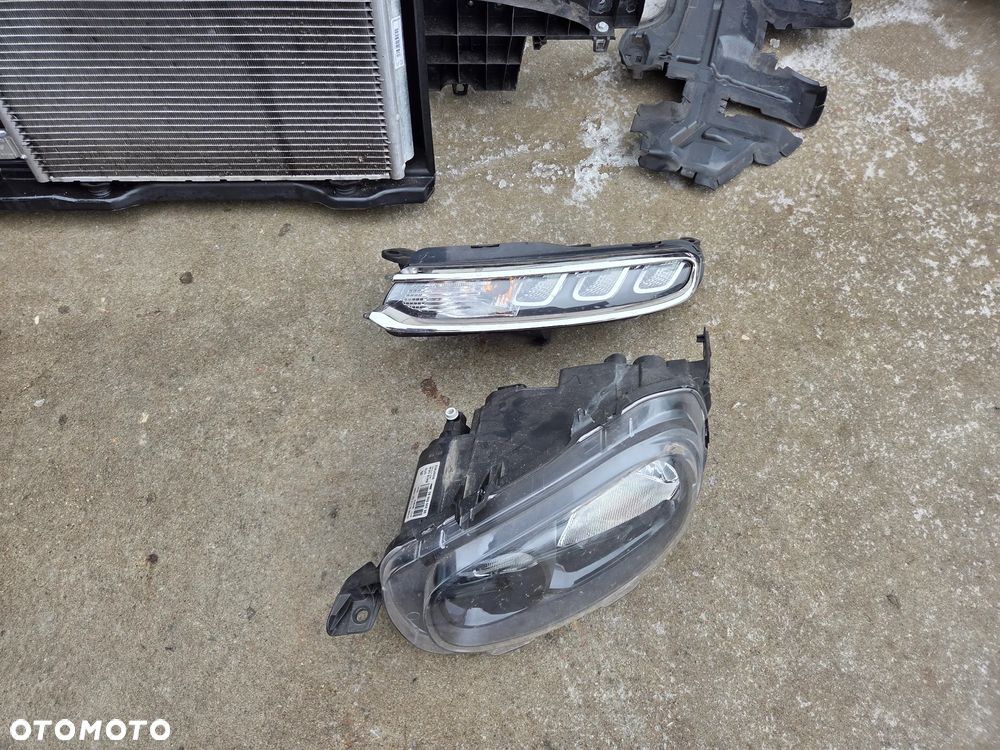 Zderzak przód maska błotnik Citroen C3 III EVLC - 3