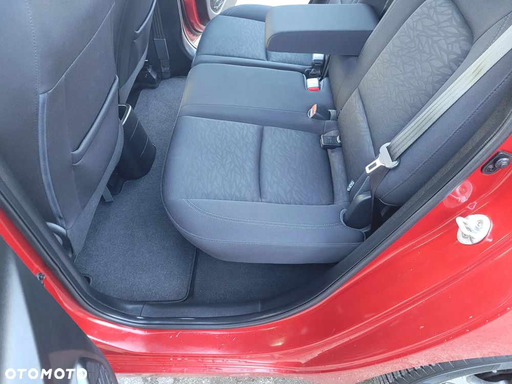 Hyundai ix20 1.4 blue YES - 21