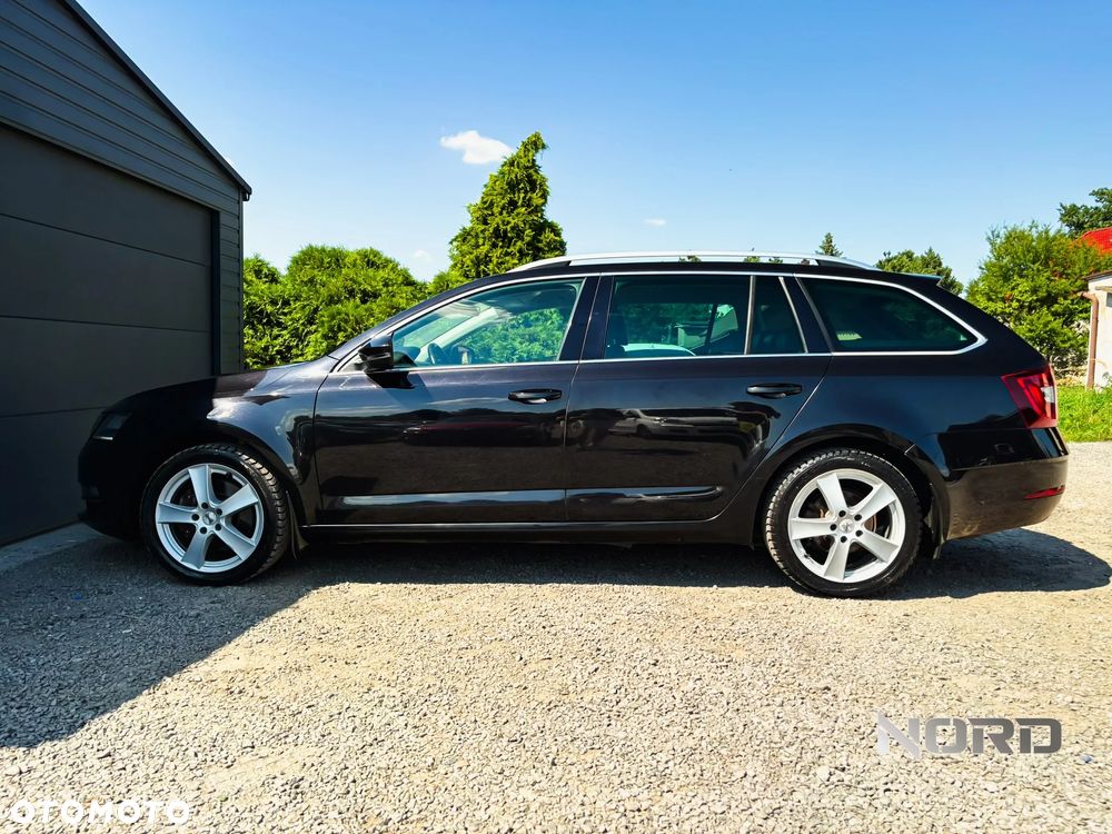 Skoda Octavia 2.0 TDI 4x4 Style DSG - 6