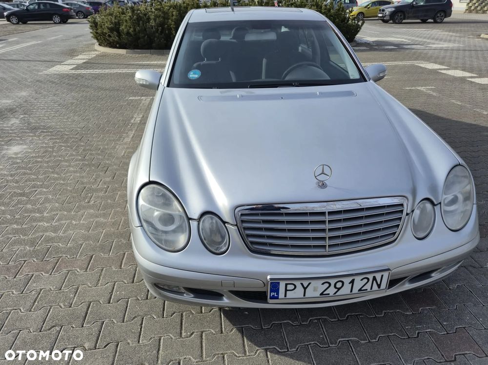 Mercedes-Benz Klasa E 240 Classic - 1