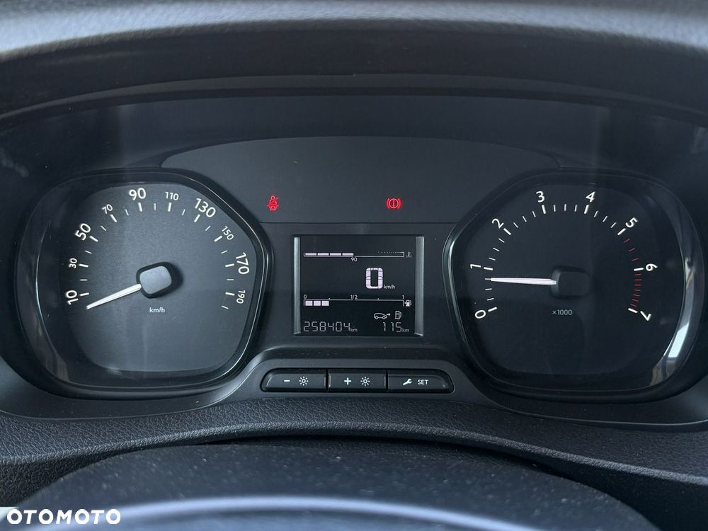 Toyota ProAce - 17