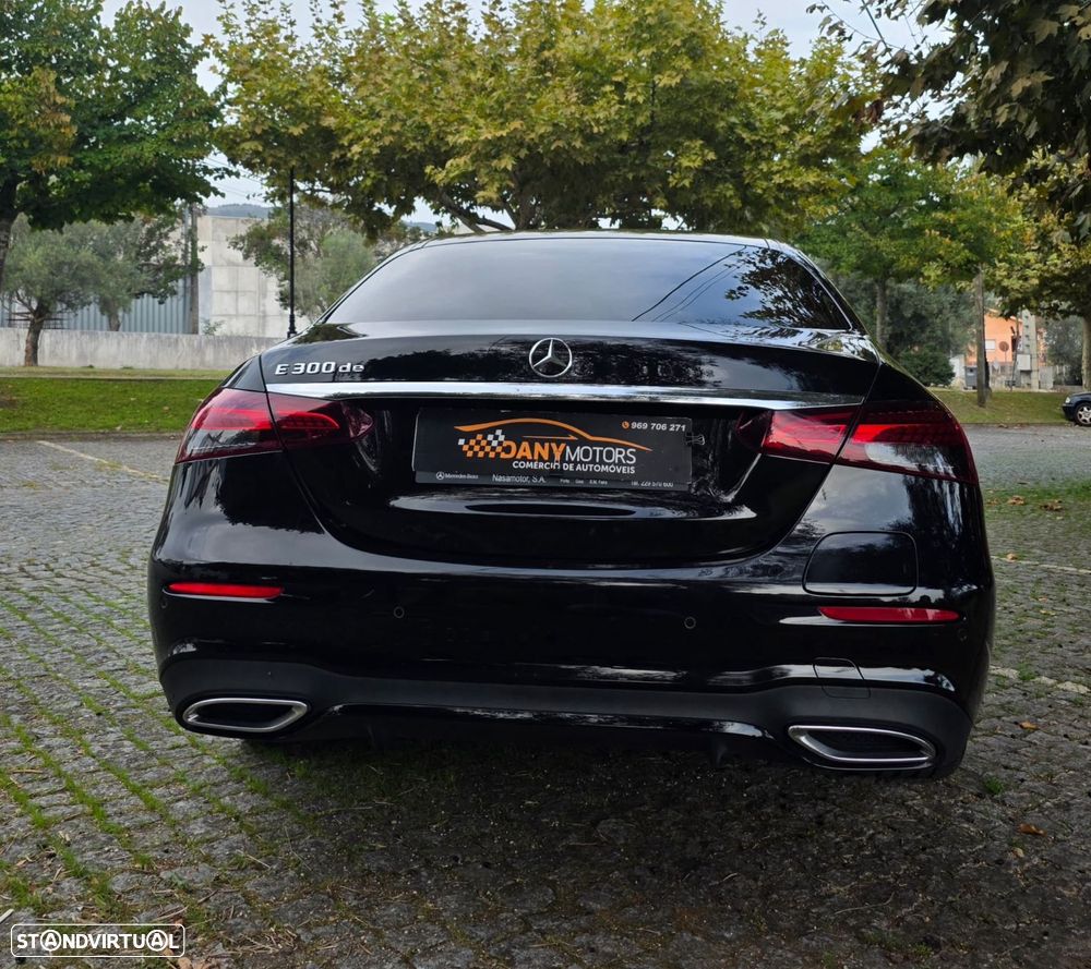Mercedes-Benz E 300 - 5