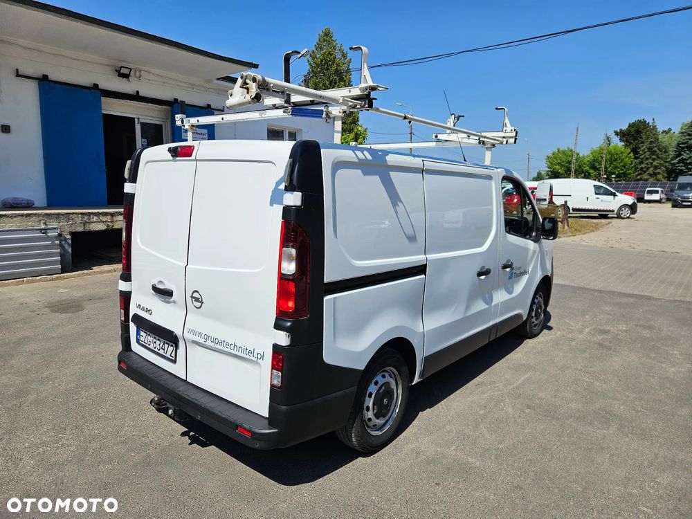 Opel Vivaro - 4