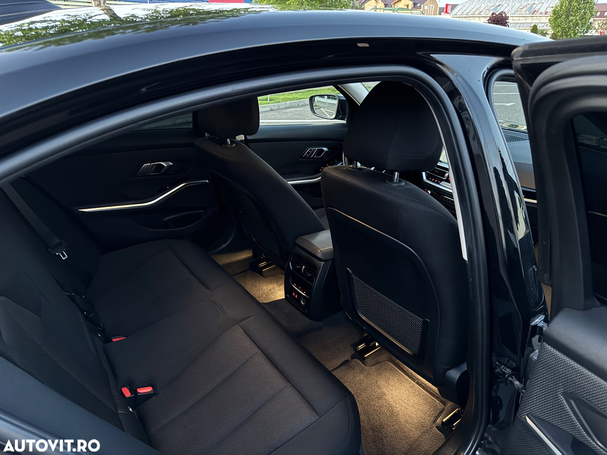 BMW Seria 3 320d AT MHEV - 8