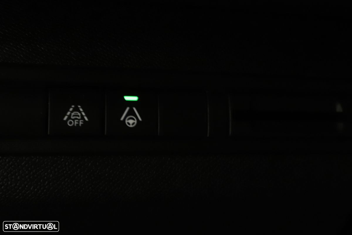 Peugeot 3008 1.2 PureTech GT EAT8 - 20