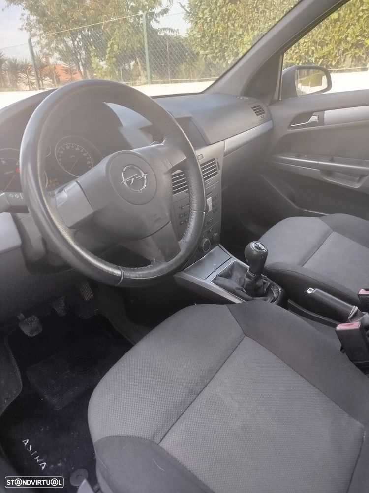 Opel Astra 1.3 CDTi Cosmo - 1