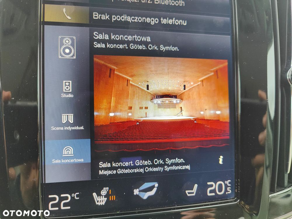 Volvo V90 Cross Country - 15