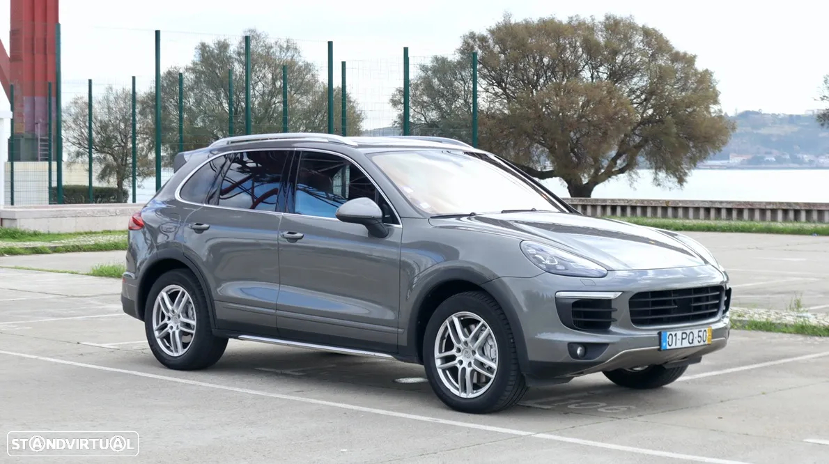 Porsche Cayenne S - 4