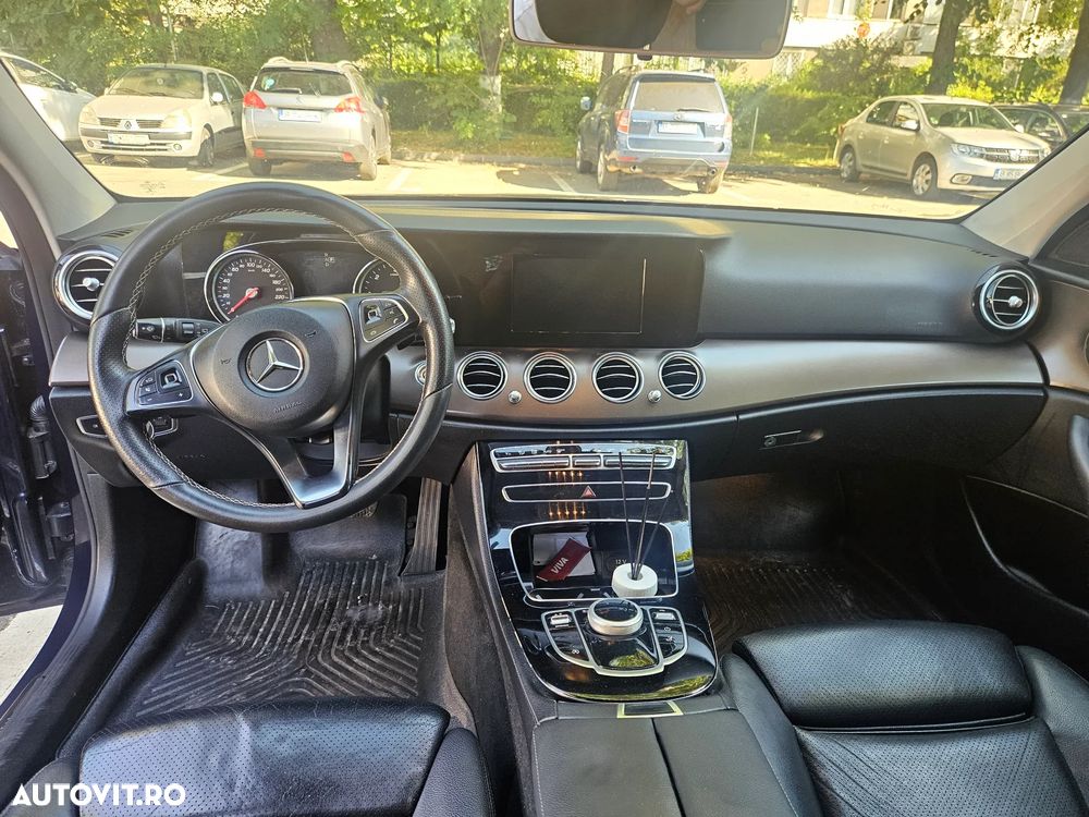 Mercedes-Benz E - 3