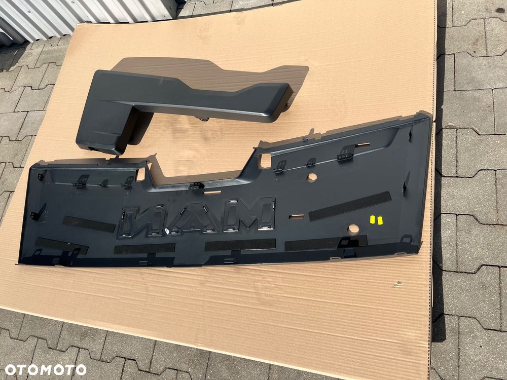 Grill MAN TGX TG3 nowy model atrapa gril budowlanka - 4