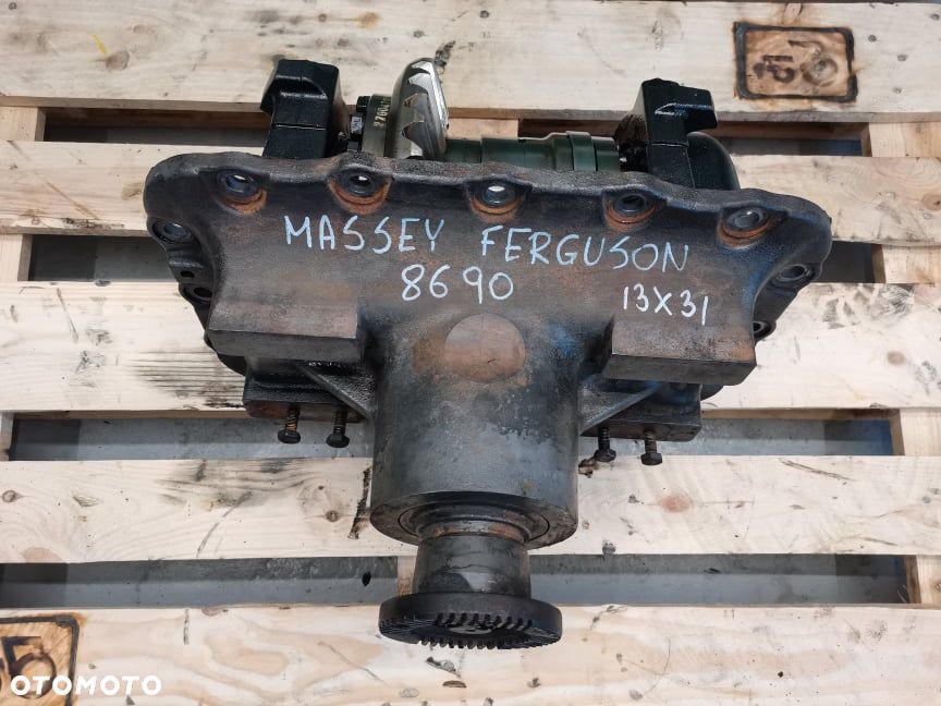 Dyferencjał Massey Ferguson 8690 7700405161 - 2