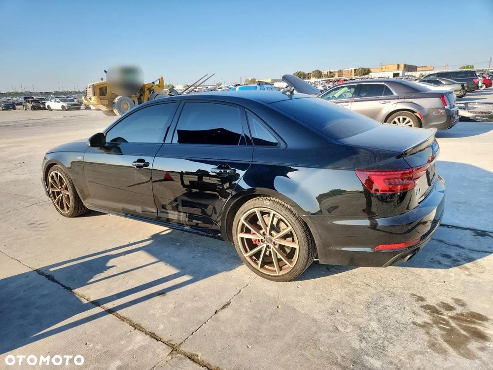 Audi A4 - 3