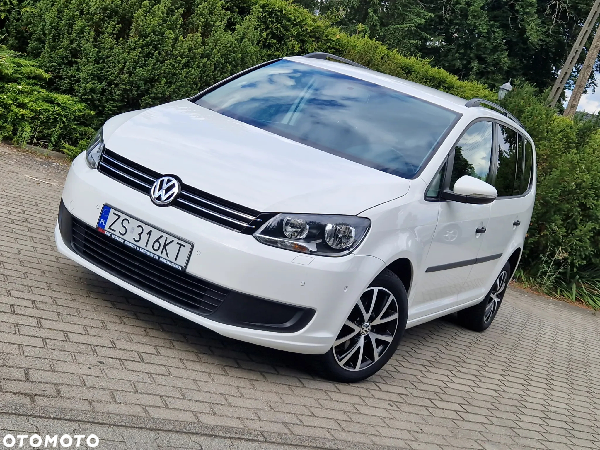Volkswagen Touran 1.6 TDI DPF Comfortline - 14