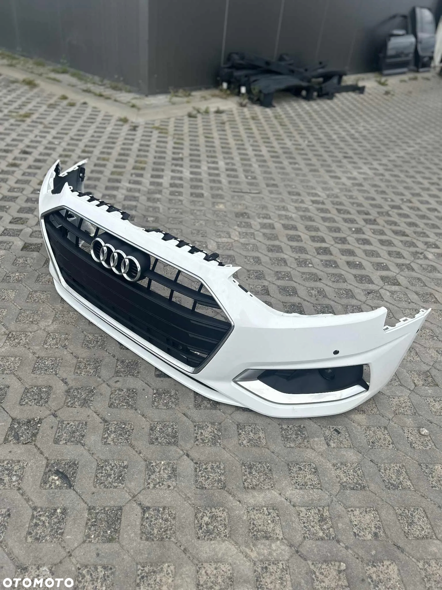 Audi A4 B9 8W FL Lift Zderzak Przód Przedni 6xPDC LY9C 19-24r. - 5