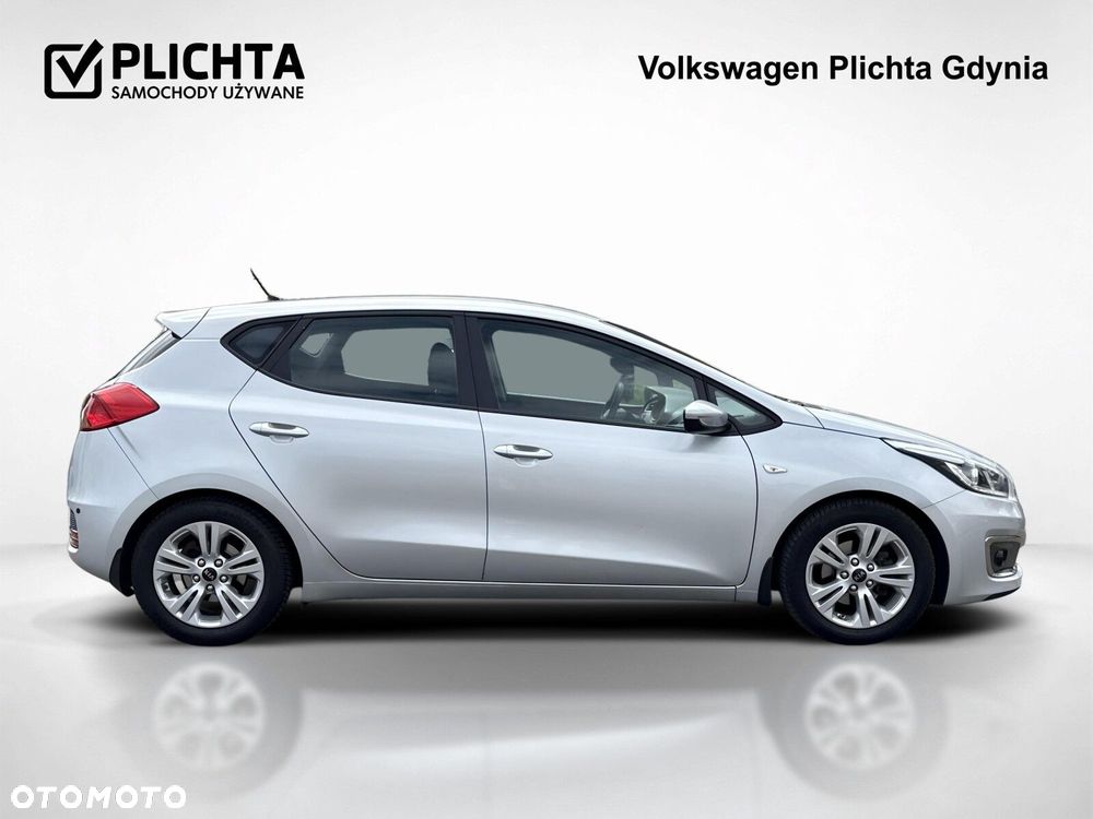 Kia Ceed - 7