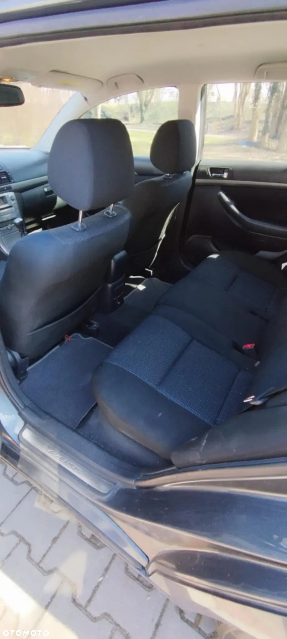 Toyota Avensis - 9
