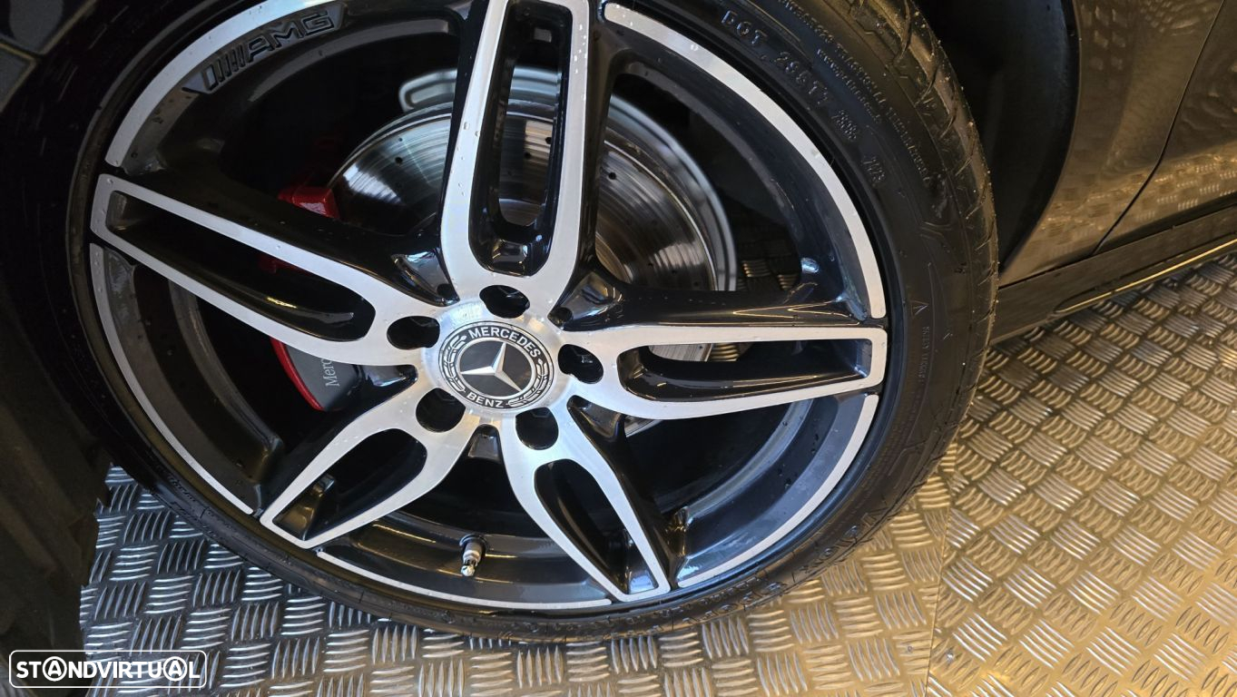 Mercedes-Benz CLA 200 d Shooting Brake AMG Line Aut. - 24