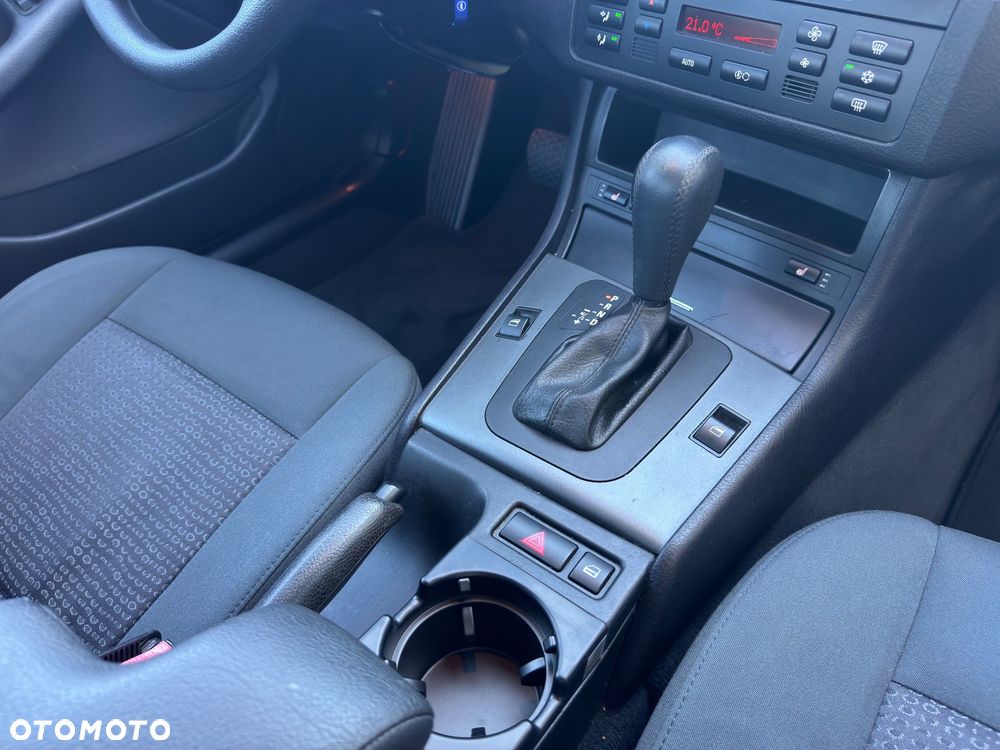 BMW Seria 3 - 27