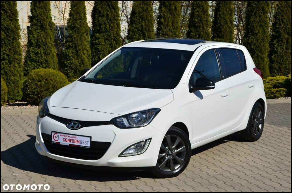 Hyundai i20 - 12