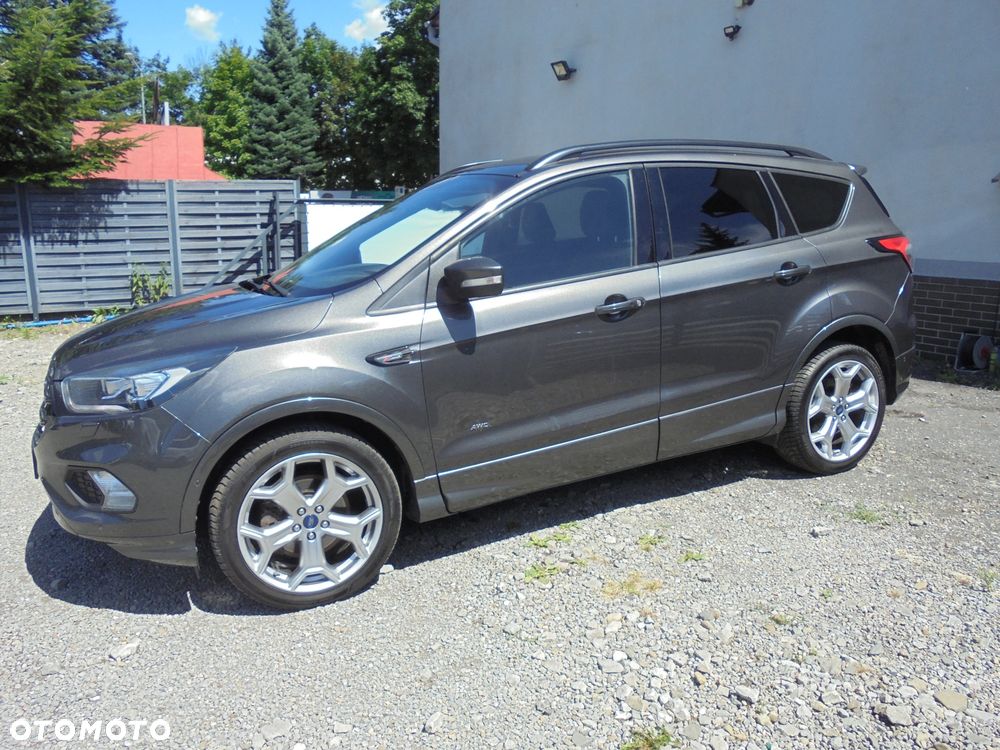 Ford Kuga - 25