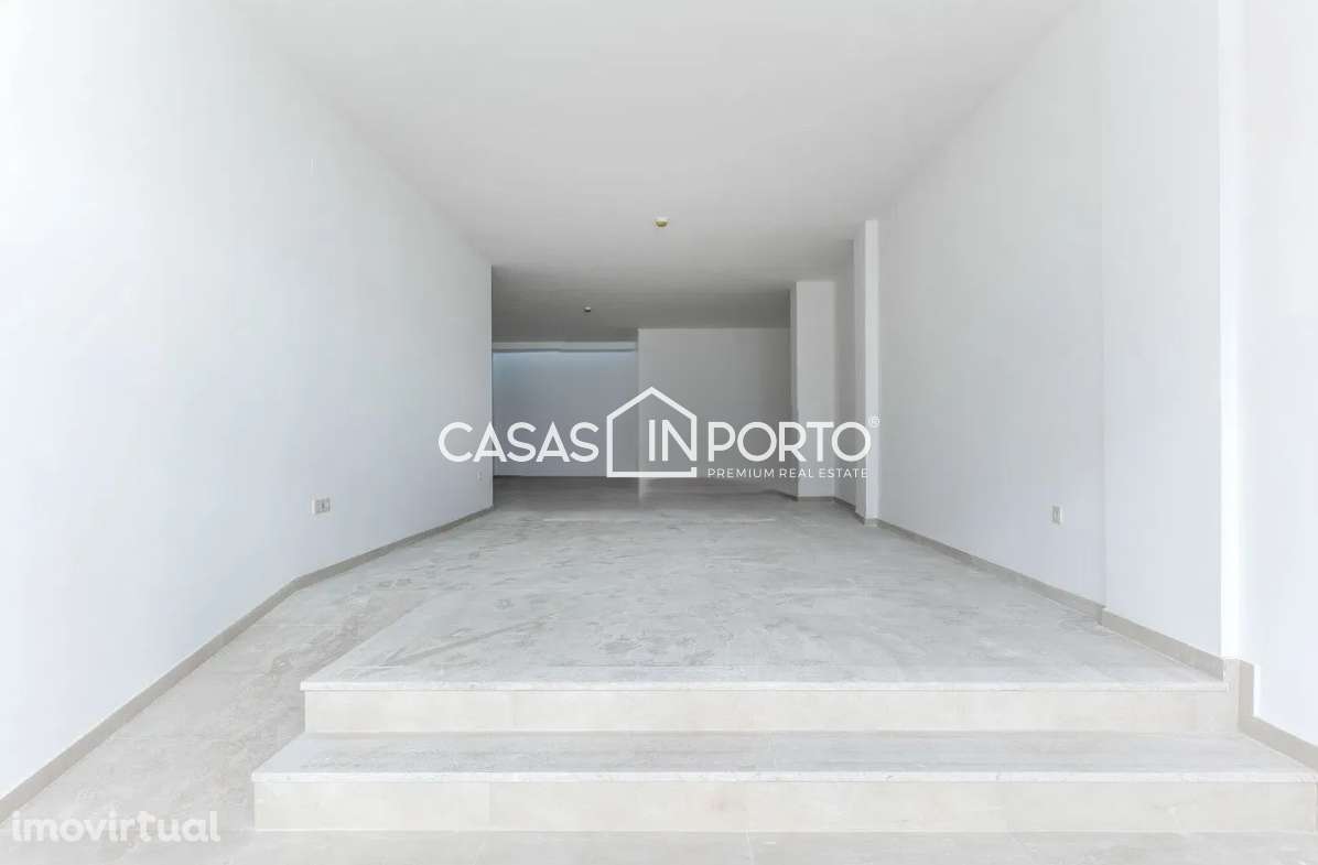 Loja junto a Câmara da Maia - Grande imagem: 2/15