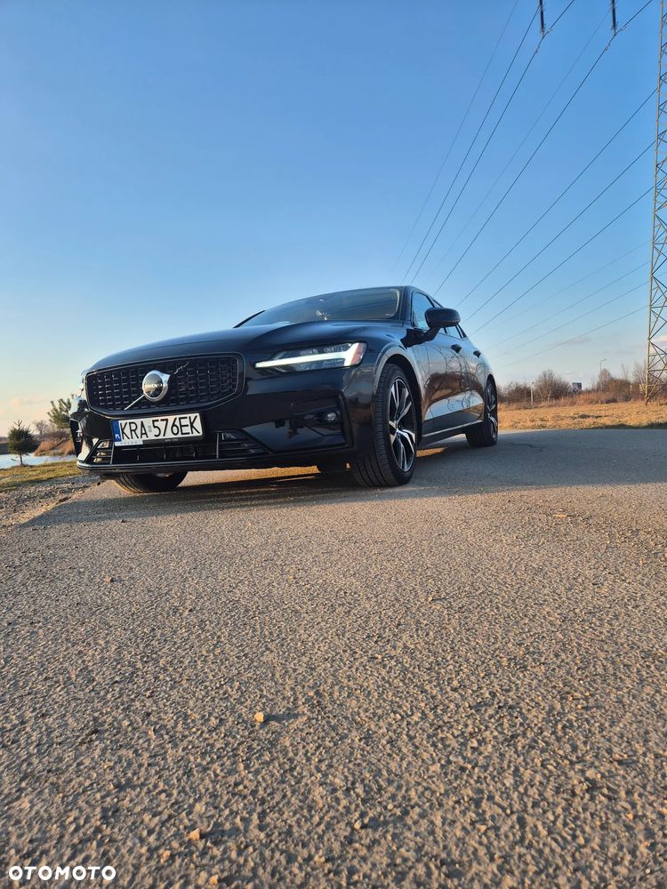 Volvo S60 B5 B AWD Plus Dark - 11