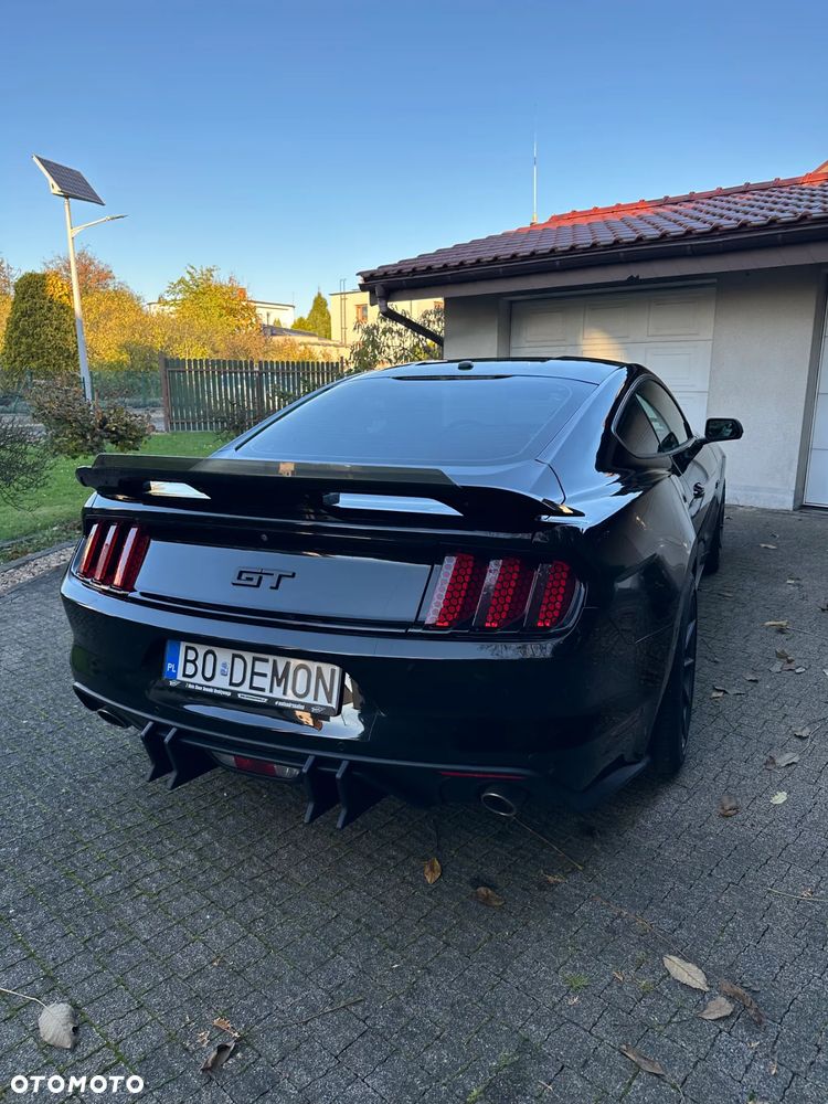 Ford Mustang 5.0 V8 GT - 6