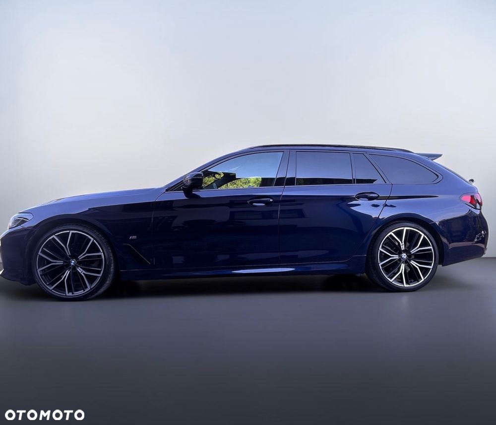 BMW Seria 5 520d M Sport Edition - 1