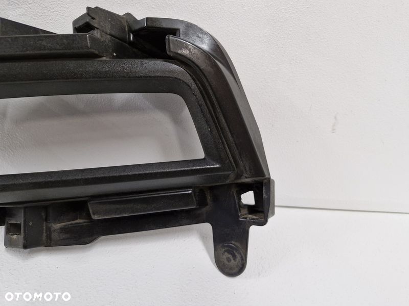NISSAN MICRA K14 V 5 KRATKA RAMKA ATRAPA HALOGENU LEWY PRZÓD 622575FA0A - 3